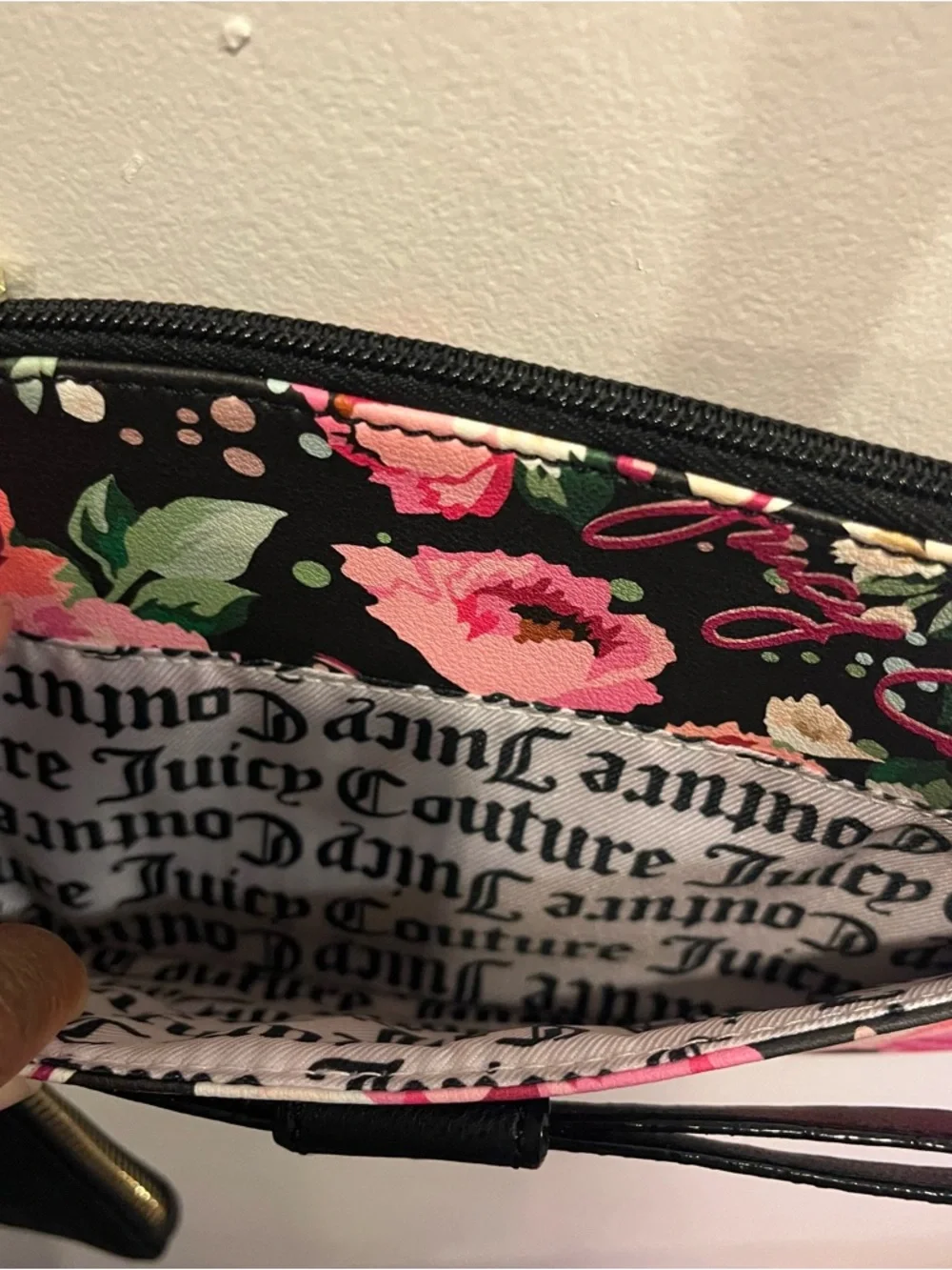 JC Purse - Picture 4 of 7